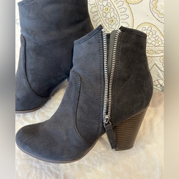 JOURNEE COLLECTION LINK BOOTIE 9 - Picture 12 of 15